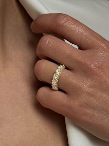 DI GIORGIO Pozłacany pierścionek z cyrkoniami rozmiar: 58. Żółte pierścionki DI GIORGIO, z cyrkonią, pozłacane. Za 127,35 zł.