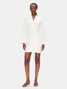 Hunkemöller Szlafrok Bridal 302071 Biały. Białe szlafroki Hunkemöller, xl, bez wzorów, z syntetyku, bez kaptura. Za 139,99 zł.