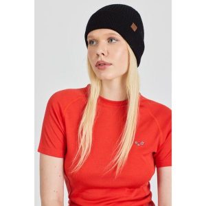 Czapka zimowa 100% wełna merino - Icewall (250 g/m²). Czarne czapki WOOLONA, bez wzorów, z wełny, sportowe. W wyprzedaży za 126,00 zł.
