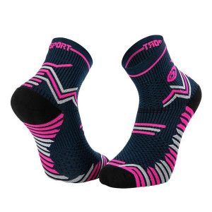 Skarpetki BV Sport Trail ultra. Czerwone skarpetki BV SPORT, bez wzorów. Za 114,50 zł.