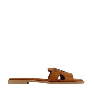 Klapki damskie Lee Estill Slider Low 50251024 35A. Brązowe klapki Lee, bez wzorów, z gumy, bez obcasa, na płaskiej podeszwie. Za 120,99 zł.