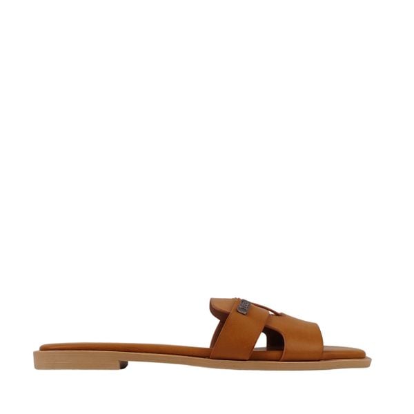 Klapki damskie Lee Estill Slider Low 50251024 35A. Brązowe klapki Lee, bez wzorów, z gumy, bez obcasa. Za 120,99 zł.