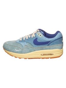 Nike Skórzane sneakersy "Air Max 1" w kolorze błękitnym rozmiar: 39. Niebieskie trampki Nike, bez wzorów, z materiału, bez zapięcia. Za 439,24 zł.