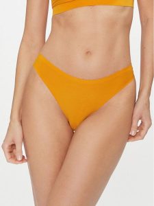 Chantelle Stringi Soft Stretch C26490 Żółty. Żółte stringi Chantelle, bez wzorów, z syntetyku. Za 89,99 zł.