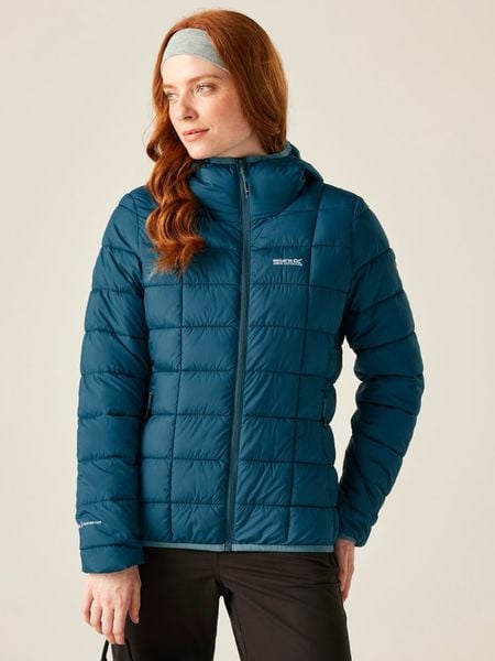 Regatta Kurtka pikowana "Asper" w kolorze morskim rozmiar: 36. Zielone kurtki Regatta, bez wzorów, bez kaptura. Za 204,96 zł.