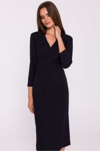 Elegancka sukienka ołówkowa z dekoltem V czarna. Czarne sukienki Stylove, na co dzień, s, bez wzorów, z elastanu, eleganckie, bez kołnierzyka, bez ramiączek, midi, dopasowane. Za 449,00 zł.