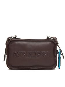 Patrizia Pepe Torebka 2B0153/L113-B856 Brązowy. Brązowe torebki klasyczne Patrizia Pepe, bez wzorów, ze skóry, bez dodatków. Za 699,99 zł.