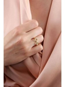 Heliophilia Pierścionek rozmiar: onesize. Pierścionki Heliophilia, metalowe. Za 60,88 zł.