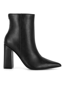 Nine West Botki WFA2829-1 Czarny. Czarne botki Nine West, bez wzorów, z materiału, bez obcasa, na słupku, bez zapięcia. Za 279,99 zł.