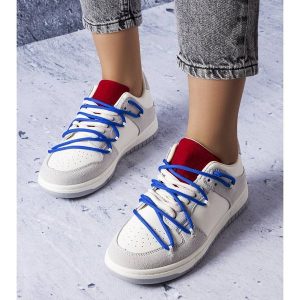 Szare sneakersy granatowe sznurówki Aucoin białe. Białe trampki z aplikacjami, ze skóry ekologicznej, bez zapięcia. Za 77,69 zł.