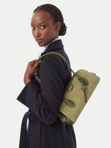 Calvin Klein Torebka Emblem Trio Suede Shoulder Bag LV04F3888G Zielony ciemny. Zielone torebki klasyczne Calvin Klein, bez wzorów, ze skóry, bez dodatków. Za 699,99 zł.