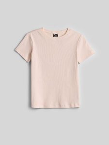 4F T-shirt slim z prążkowanej dzianiny damski - kremowy M. Białe t-shirty 4f, m, bez wzorów, z bawełny, bez kołnierzyka, bez ramiączek. Za 49,99 zł.