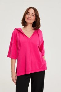 Bluza z kapturem i krótkimi rękawami fuksjowa. Bluzy MOODO, l, bez wzorów, z bawełny, z kapturem. Za 99,99 zł.