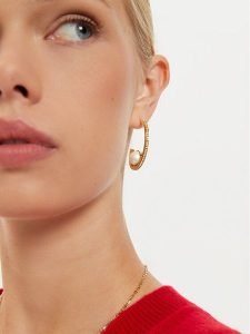 Guess Kolczyki JUBE04 452JW Złoty. Żółte kolczyki Guess, metalowe. Za 299,99 zł.