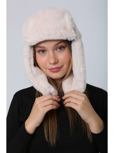 Lucky Bees Czapka w kolorze jasnoróżowym rozmiar: onesize. Różowe czapki Lucky Bees, bez wzorów, z futra. Za 109,26 zł.