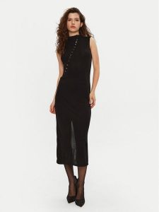 Bruuns Bazaar Sukienka koktajlowa BBW3707 Czarny Regular Fit. Czarne kombinezony Bruuns Bazaar, bez wzorów, z syntetyku, wizytowe, bez kołnierzyka, bez ramiączek. Za 439,99 zł.