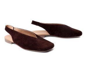 BOCCATO 020. 1214 brązowy, czółenka damskie. Brązowe czółenka Boccato, bez wzorów, ze skóry, bez obcasa, na obcasie, bez zapięcia. Za 319,90 zł.