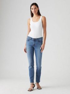 Levi's Dżinsy - Skinny fit - w kolorze niebieskim rozmiar: W27/L28. Niebieskie jeansy Levi's®, z aplikacjami. Za 140,20 zł.