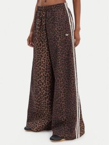 Adidas Spodnie dresowe Leopard Firebird JW7302 Brązowy Wide Leg. Brązowe spodnie dresowe ADIDAS, l, bez wzorów, z dresówki. Za 419,99 zł.