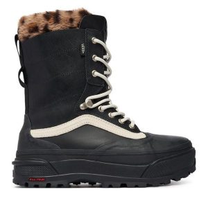 Śniegowce Vans. Czarne buty zimowe Vans, bez obcasa, bez zapięcia. Za 899,99 zł.