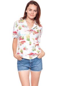KOSZULA WRANGLER CUBAN SHIRT WHITE W5247SE12 112129389. Białe koszule Wrangler, xs, bez wzorów, z wiskozy, bez kołnierzyka, bez ramiączek. W wyprzedaży za 49,99 zł.