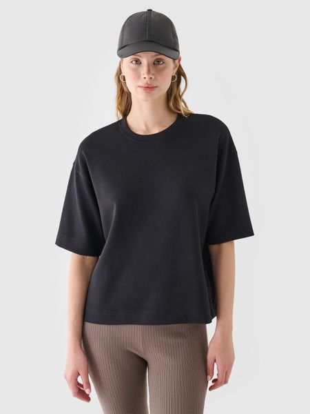 4F T-shirt regular z modalem damski - czarny XS. Czarne t-shirty 4f, xs, bez wzorów, z dzianiny, bez kołnierzyka, bez ramiączek. W wyprzedaży za 39,99 zł.