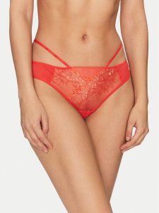 Chantelle Figi brazylijskie Spice C22BG0 Czerwony. Czerwone figi Chantelle, bez wzorów, z syntetyku. Za 99,99 zł.