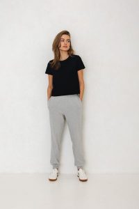 SPODNIE CELINE SZARY MELANŻ XS - Flawless. Szare spodnie dresowe Flawless, s, bez wzorów, z bawełny. Za 300,00 zł.