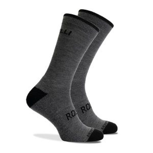 Skarpetki zimowe z owczej wełny Rogelli Merino. Czarne skarpetki Rogelli, bez wzorów, z wełny. Za 40,00 zł.