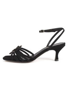 Loft37 Skórzane sandały w kolorze czarnym rozmiar: 36. Czarne sandały Loft37, bez wzorów, z otwartym noskiem, bez obcasa, na koturnie, bez zapięcia. Za 434,99 zł.