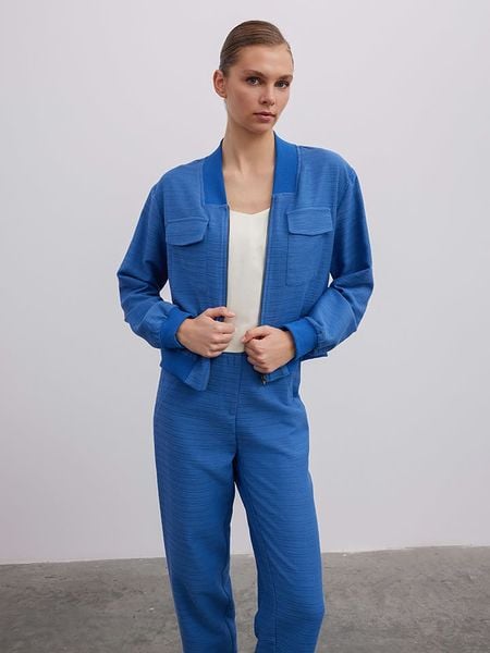 BGN Kurtka w kolorze niebieskim rozmiar: 34. Niebieskie kurtki BGN, bez wzorów, bez kaptura. Za 74,46 zł.