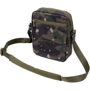 Saszetka Toreba Wędkarska Trakker Nxc Camo Essentials Bag. Zielone nerki i saszetki TRAKKER, bez wzorów. Za 129,99 zł.