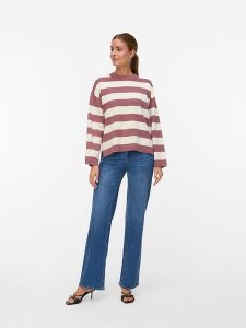 Vero Moda Sweter w kolorze jasnoróżowo-kremowym rozmiar: M. Brązowe swetry oversize Vero Moda, m, bez wzorów, bez ramiączek. Za 132,05 zł.