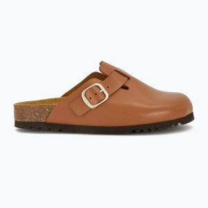 Klapki damskie Scholl Fae New Leather. Brązowe klapki Scholl, bez wzorów, z materiału, bez obcasa. Za 269,99 zł.
