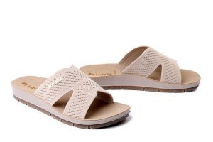 INBLU AG-14 026 piaskowy, klapki damskie. Brązowe klapki Inblu, bez wzorów, bez obcasa. Za 71,99 zł.