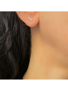 DIA DIAMONDS Pozłacane kolczyki-wkrętki z diamentami rozmiar: onesize. Żółte kolczyki DIA DIAMONDS, z diamentem, pozłacane. Za 144,92 zł.