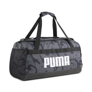 Średnia torba sportowa Challenger z nadrukiem na całej powierzchni 58 l PUMA. Czarne torby podróżne i sportowe Puma, bez wzorów, średnie. W wyprzedaży za 124,00 zł.