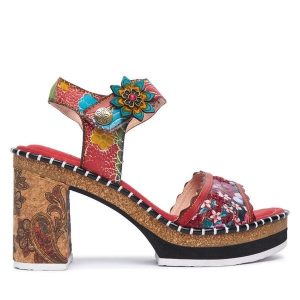 Sandały Laura Vita. Czerwone sandały LAURA VITA, bez wzorów, bez obcasa, na słupku, bez zapięcia. Za 459,99 zł.