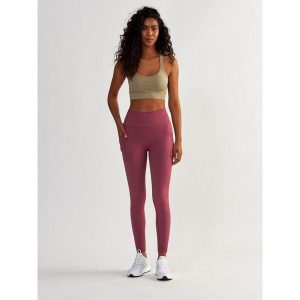 Legginsy fitness damskie Beshaped Lift Me Up z kieszeniami. Czerwone legginsy BESHAPED, bez wzorów, z nylonu. Za 199,00 zł.