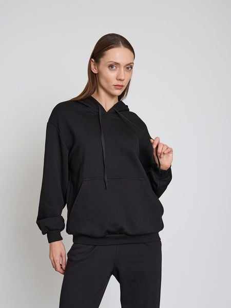 BGN Bluza w kolorze czarnym rozmiar: 38. Czarne bluzy BGN, bez wzorów, z bawełny, z kapturem. Za 100,99 zł.