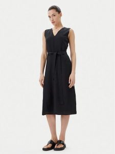 Calvin Klein Sukienka letnia K20K208424 Czarny Regular Fit. Czarne kombinezony Calvin Klein, na lato, bez wzorów, z lyocellu, bez kołnierzyka, bez ramiączek. Za 469,99 zł.