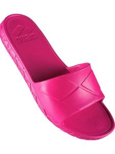 Arena Klapki w kolorze różowym rozmiar: 36. Różowe klapki Arena, bez wzorów, bez obcasa. Za 39,40 zł.