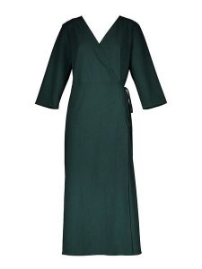TATUUM Sukienka w kolorze ciemnozielonym rozmiar: 40. Zielone sukienki Tatuum, bez wzorów, bez kołnierzyka, bez ramiączek, midi, rozkloszowane. Za 265,40 zł.