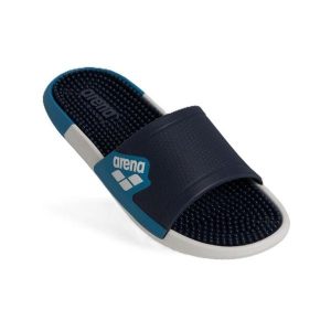 Klapki basenowe sportowe na basen plażę trening unisex Arena Marco. Białe klapki Arena, bez wzorów, bez obcasa. Za 129,99 zł.