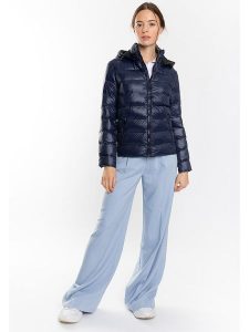 Northwood Kurtka pikowana "Kirsten" w kolorze granatowym rozmiar: S. Niebieskie kurtki Northwood, s, bez wzorów, bez kaptura. Za 173,99 zł.