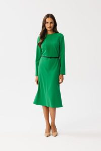 Zielona Midi Sukienka Trapezowa z Przeszyciami. Zielone sukienki MOE, l, bez wzorów, z elastanu, bez kołnierzyka, bez ramiączek, midi, trapezowe. Za 316,90 zł.