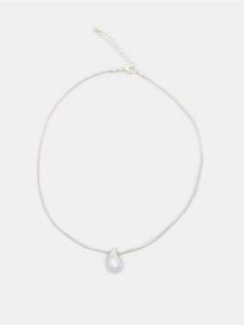 Naszyjnik z zawieszką w kształcie łezki - srebrny. Szare naszyjniki Sinsay, srebrne. Za 12,99 zł.