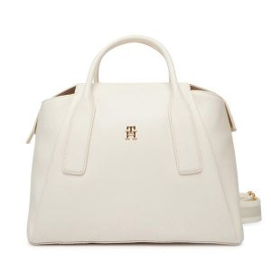 Torebka Tommy Hilfiger. Białe torebki klasyczne TOMMY HILFIGER, bez wzorów, bez dodatków. Za 649,99 zł.