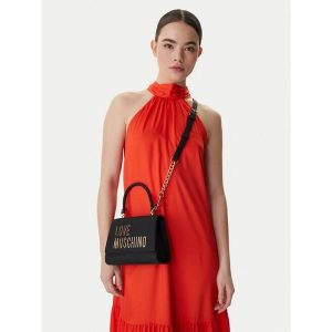 Torebka LOVE MOSCHINO. Czarne torebki klasyczne LOVE MOSCHINO, bez wzorów, bez dodatków. Za 604,99 zł.