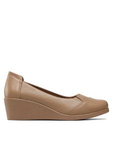 Go Soft Półbuty EST-295-13 Beżowy. Brązowe czółenka Go Soft, bez wzorów, ze skóry, bez obcasa, na koturnie, bez zapięcia. Za 139,99 zł.